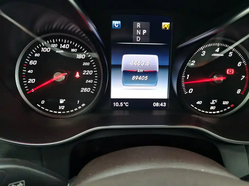 Mercedes-Benz GLC — миниатюра 12