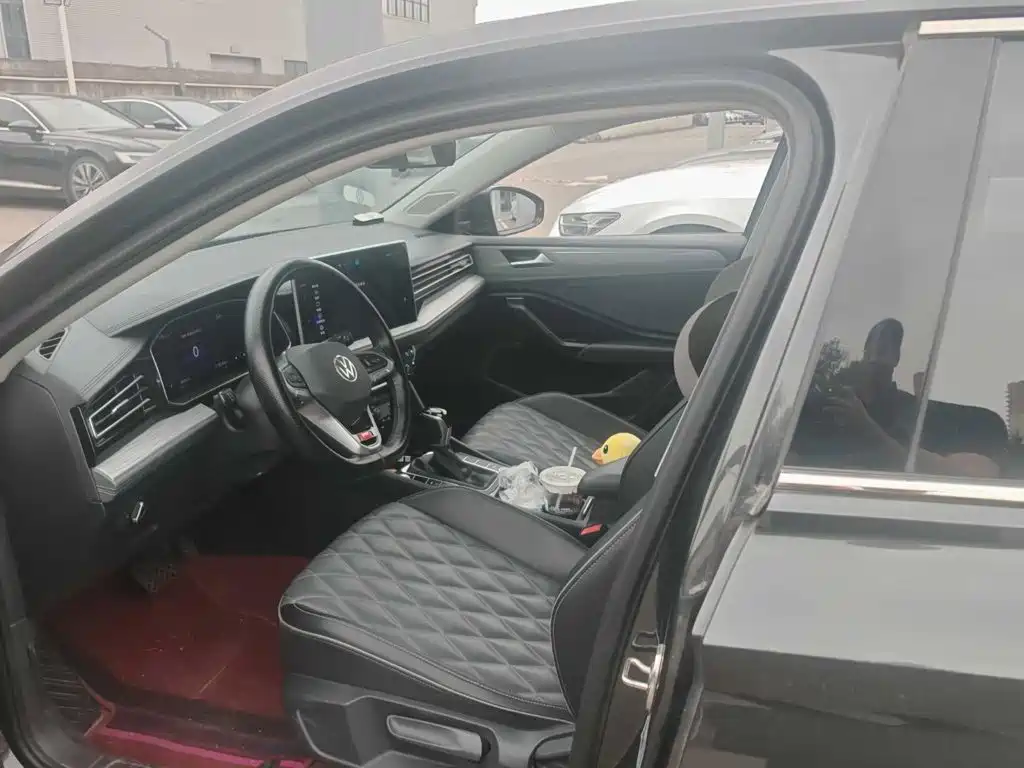 Volkswagen Sagitar — миниатюра 5