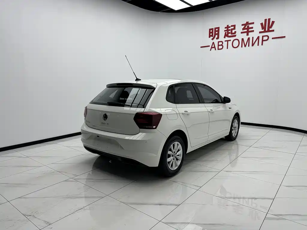 Volkswagen Polo 2021 Plus 1.5L AT