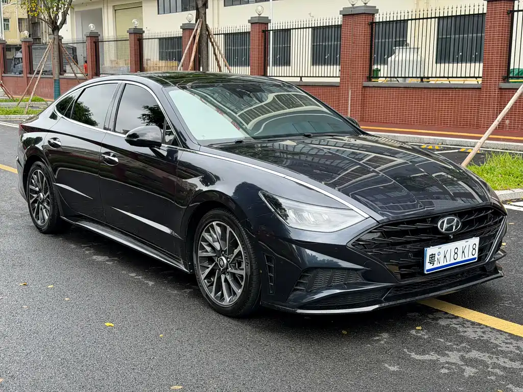 Hyundai Sonata — миниатюра 3