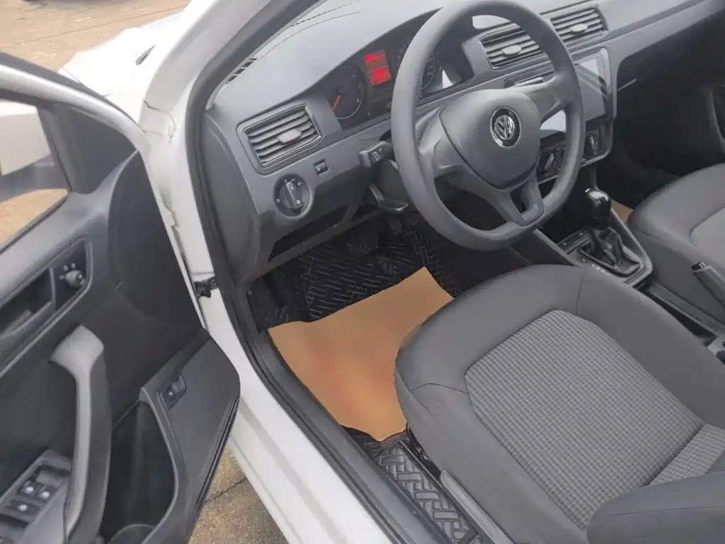 Volkswagen Santana — миниатюра 16
