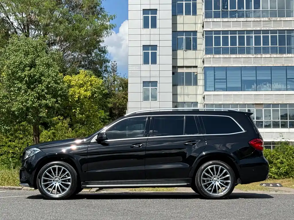 Mercedes-Benz GLS — миниатюра 13