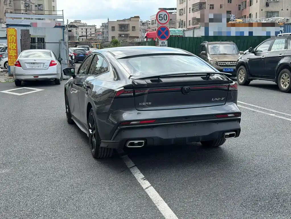 Changan UNI-V — миниатюра 7
