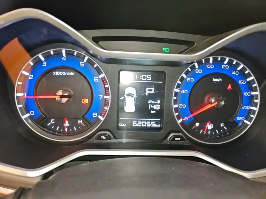 Geely Vision X3 — миниатюра 12