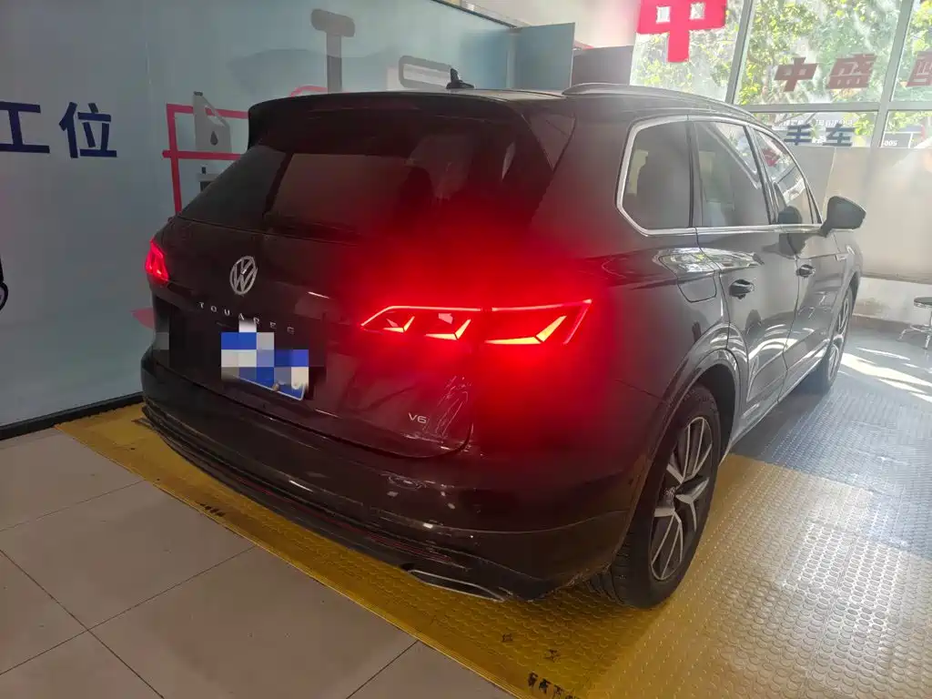 Volkswagen Touareg — миниатюра 4