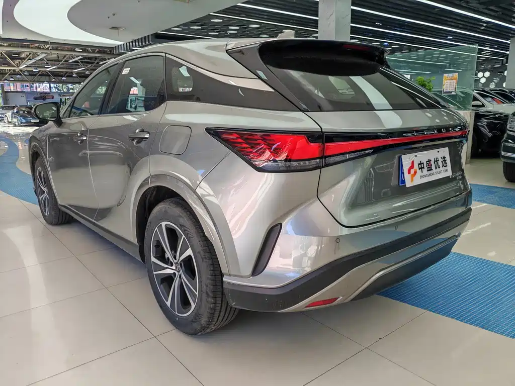 Lexus RX — миниатюра 4