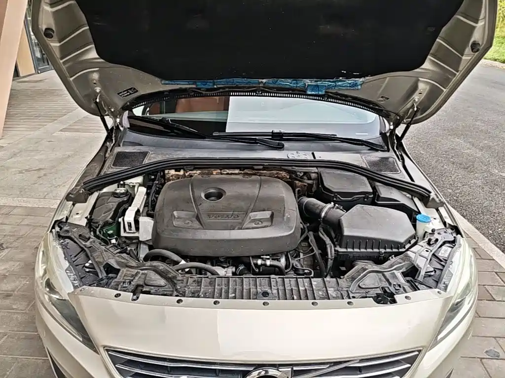 Volvo S60 — миниатюра 20