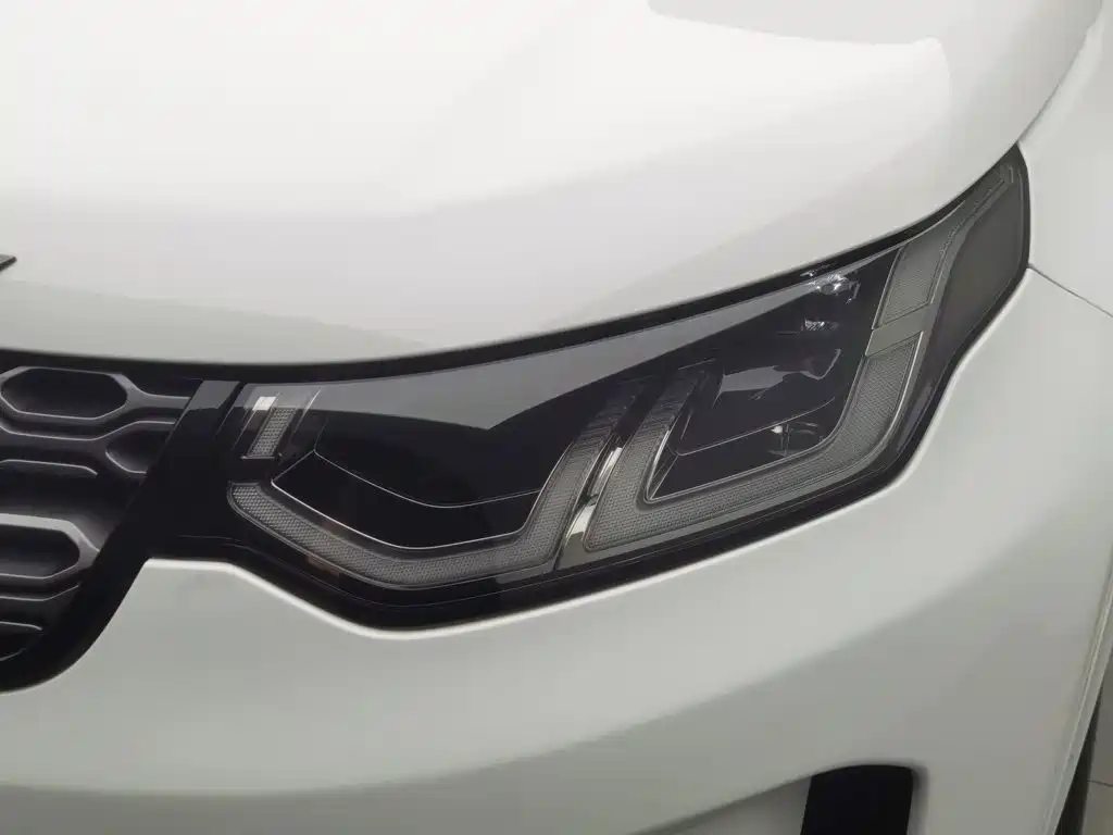 Land Rover Discovery Sport — миниатюра 7