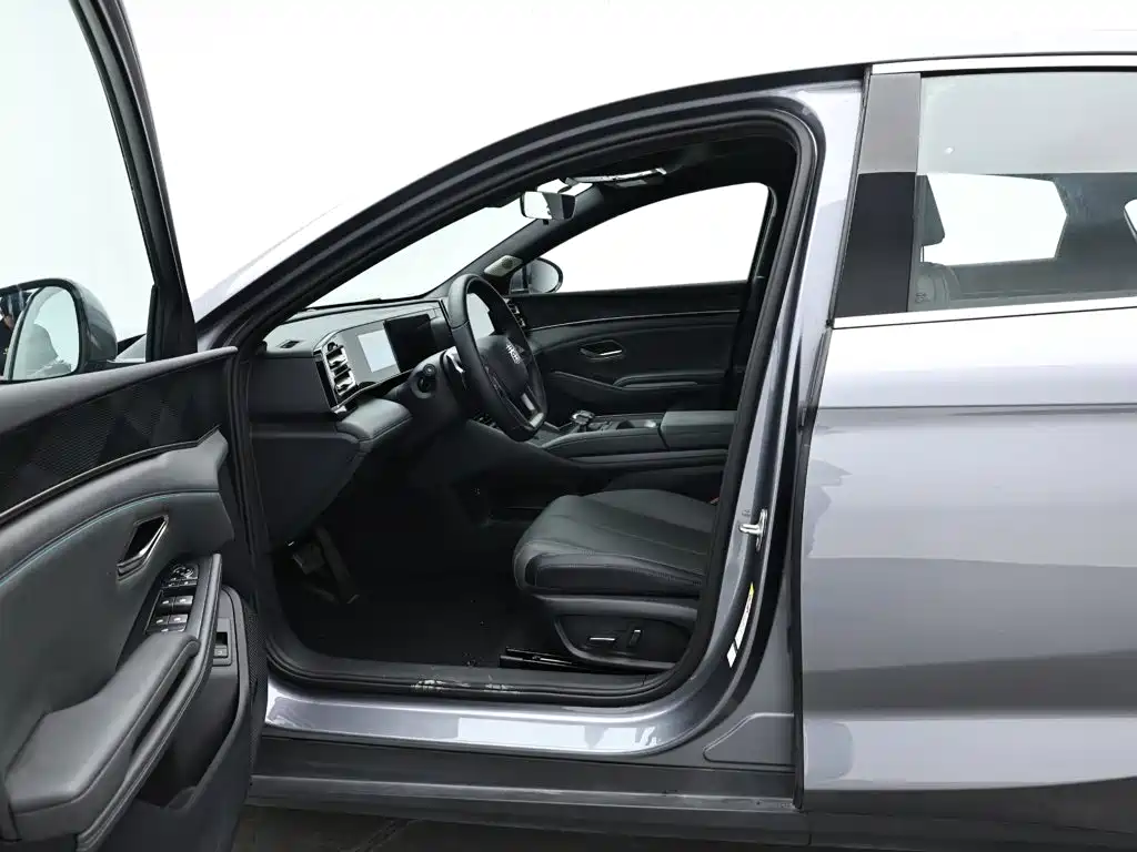 BYD Qin L — миниатюра 9