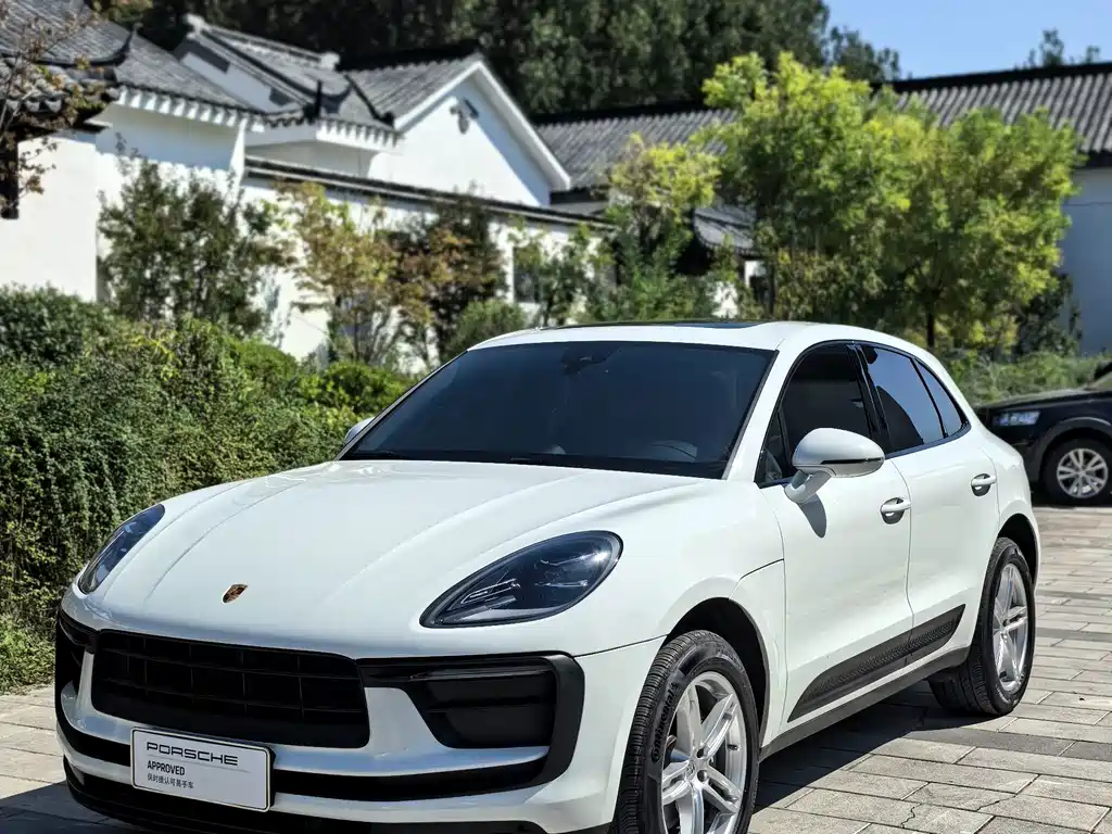 Porsche Macan — миниатюра 5