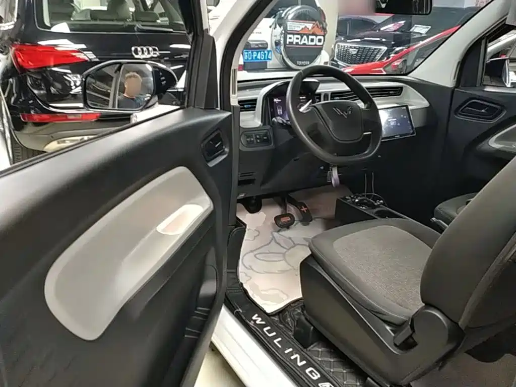 Wuling MINIEV — миниатюра 16