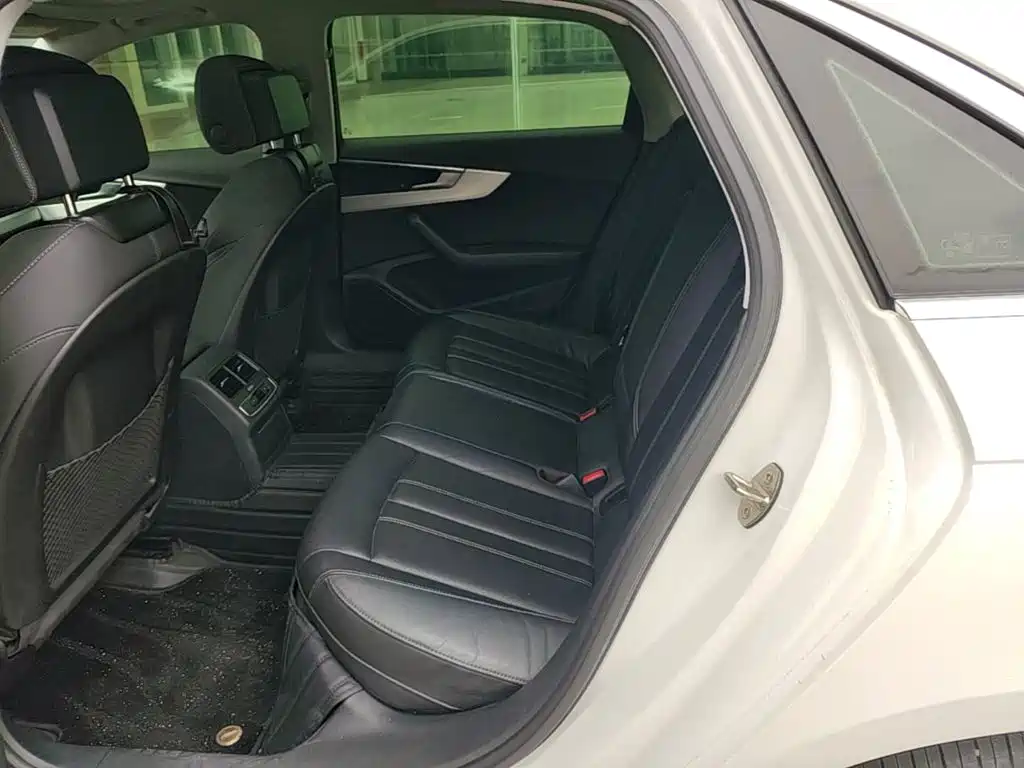 Audi A4L — миниатюра 17