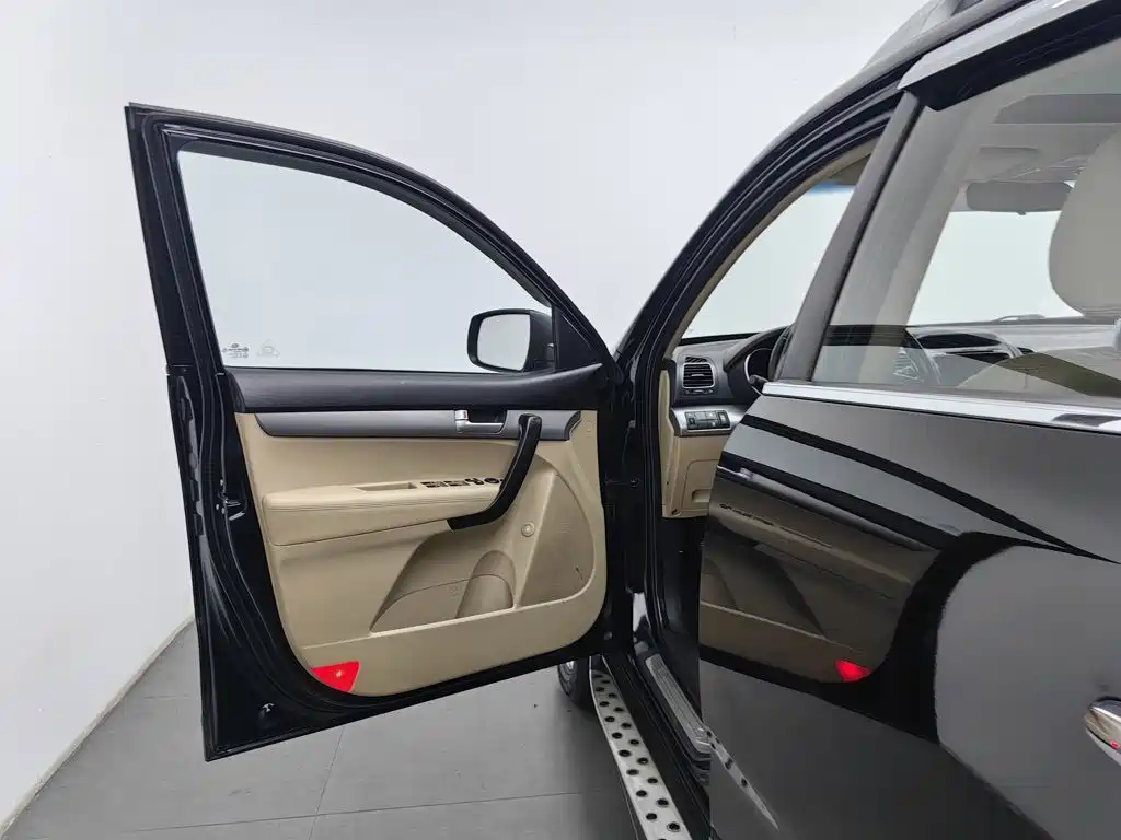 Kia Sorento — миниатюра 8