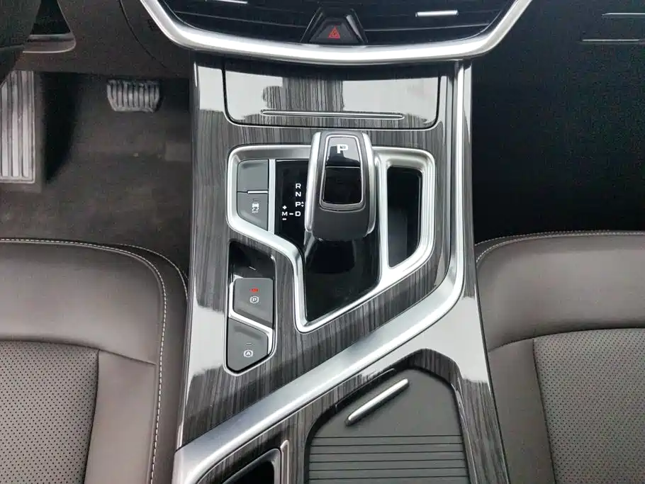 Geely Jia Ji — миниатюра 16
