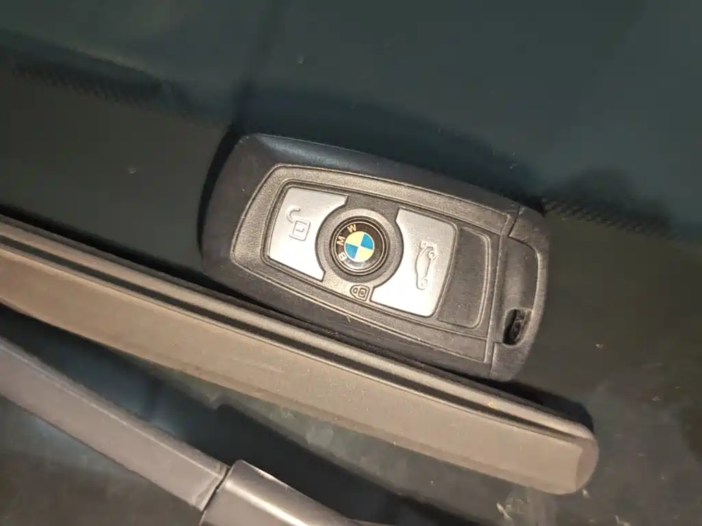 BMW 3 Series — миниатюра 13