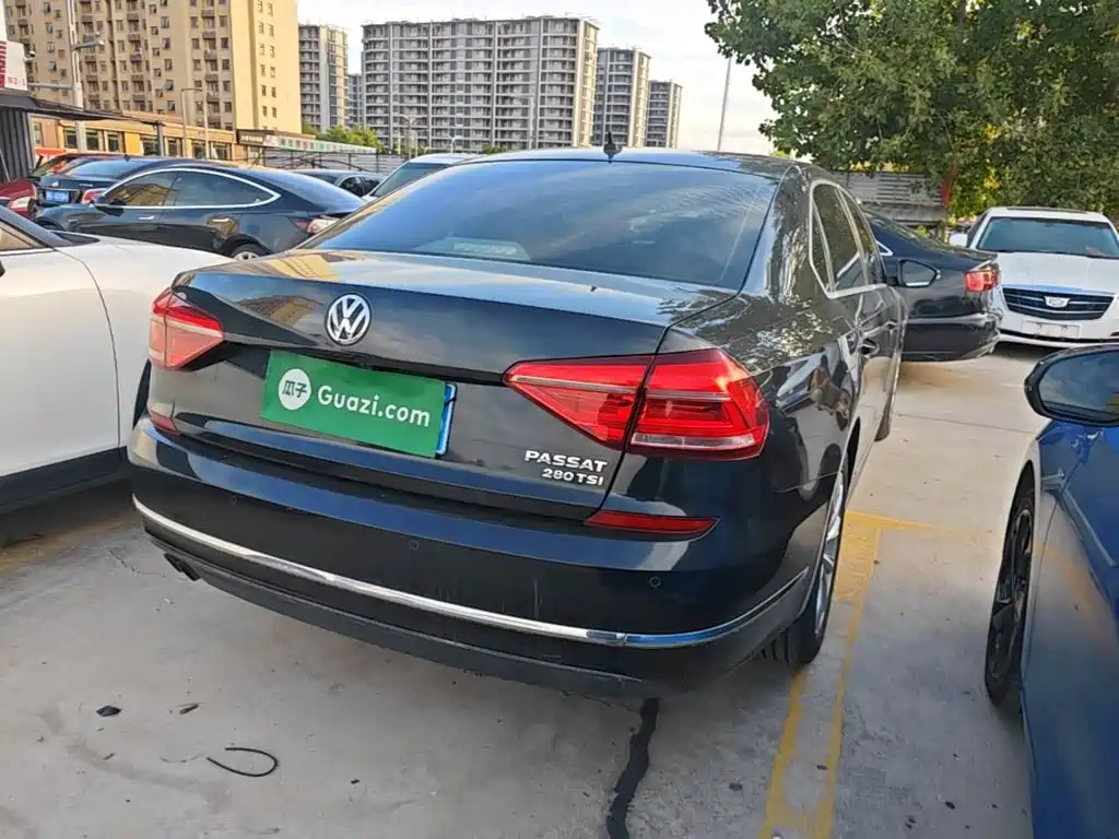 Volkswagen Passat — миниатюра 7