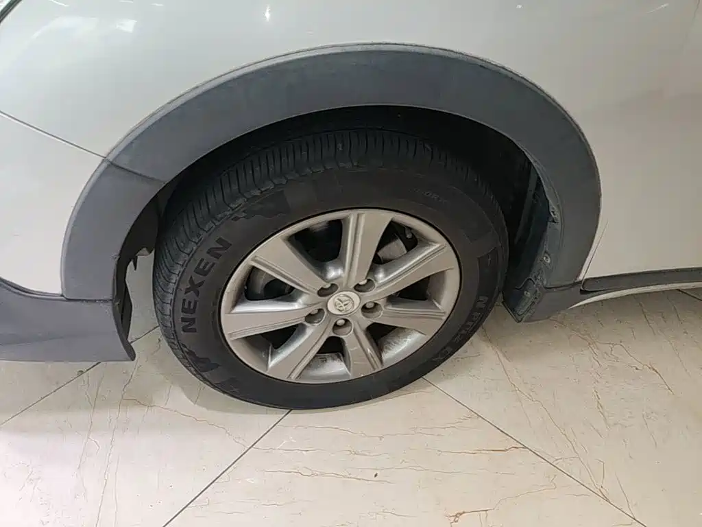 Toyota Verso — миниатюра 23