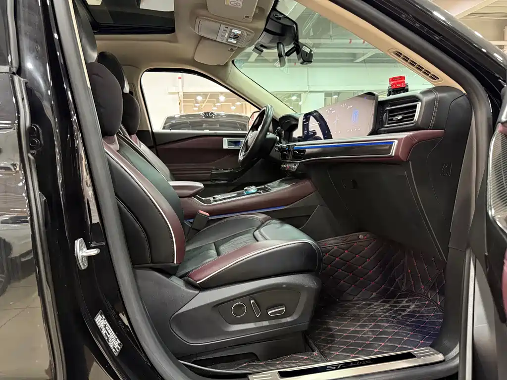 Ford Explorer — миниатюра 11