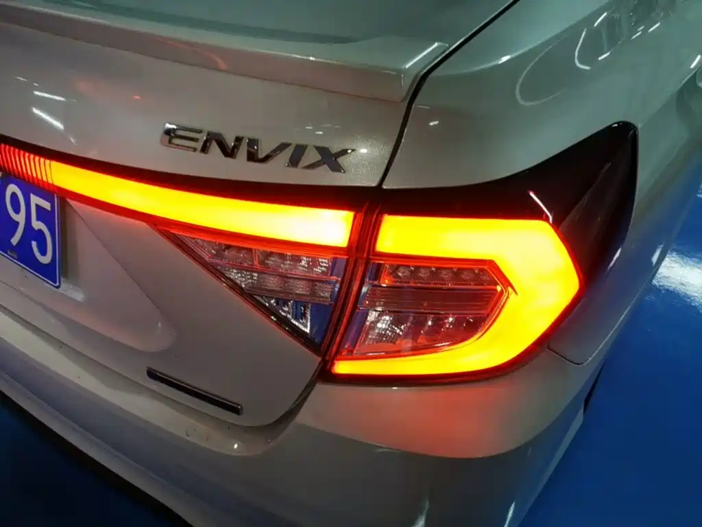 Honda Envix — миниатюра 8