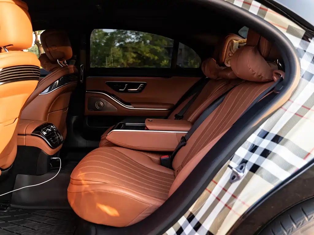Mercedes-Benz S-Class — миниатюра 10