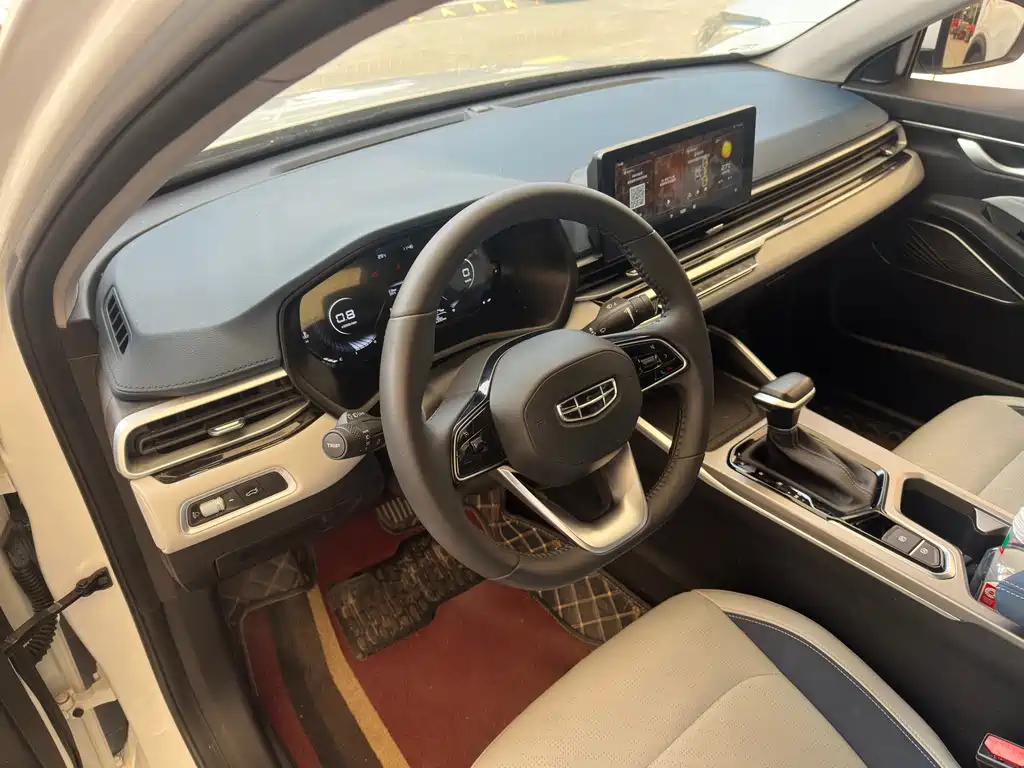 Geely Emgrand — миниатюра 7