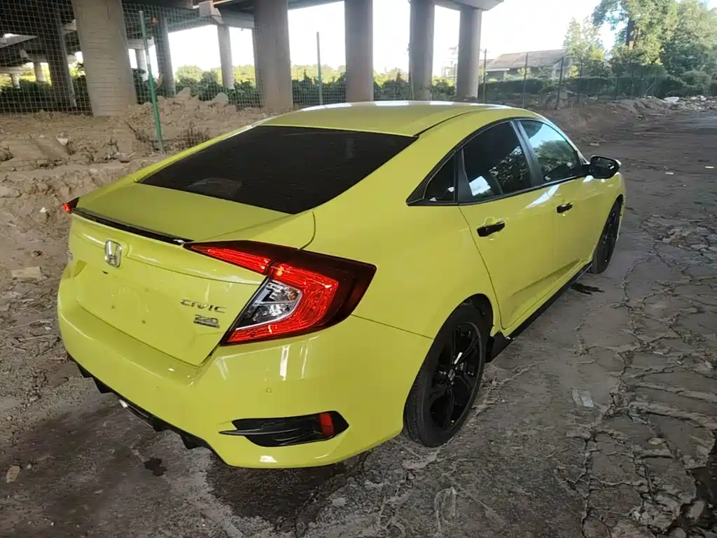 Honda Civic — миниатюра 7