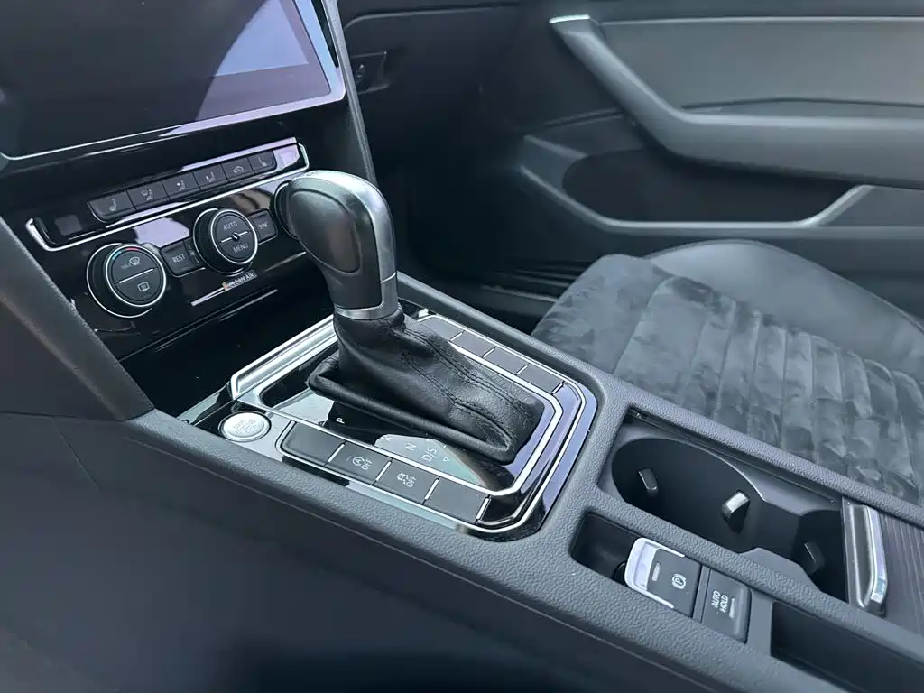 Volkswagen Magotan — миниатюра 15