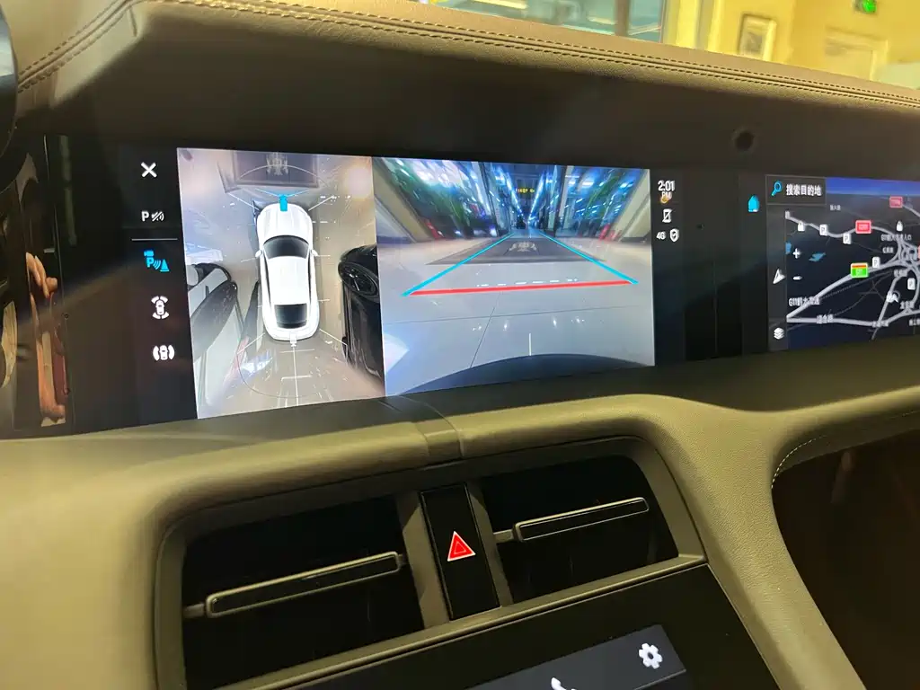 Porsche Taycan — миниатюра 32
