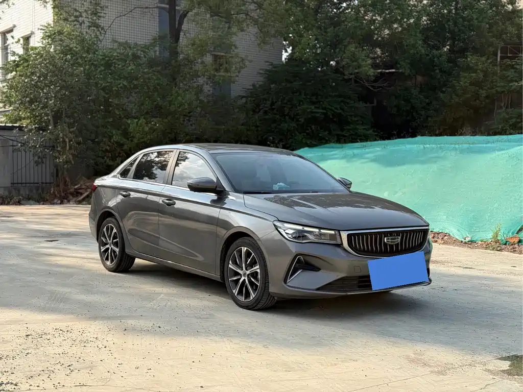 Geely Emgrand — миниатюра 3