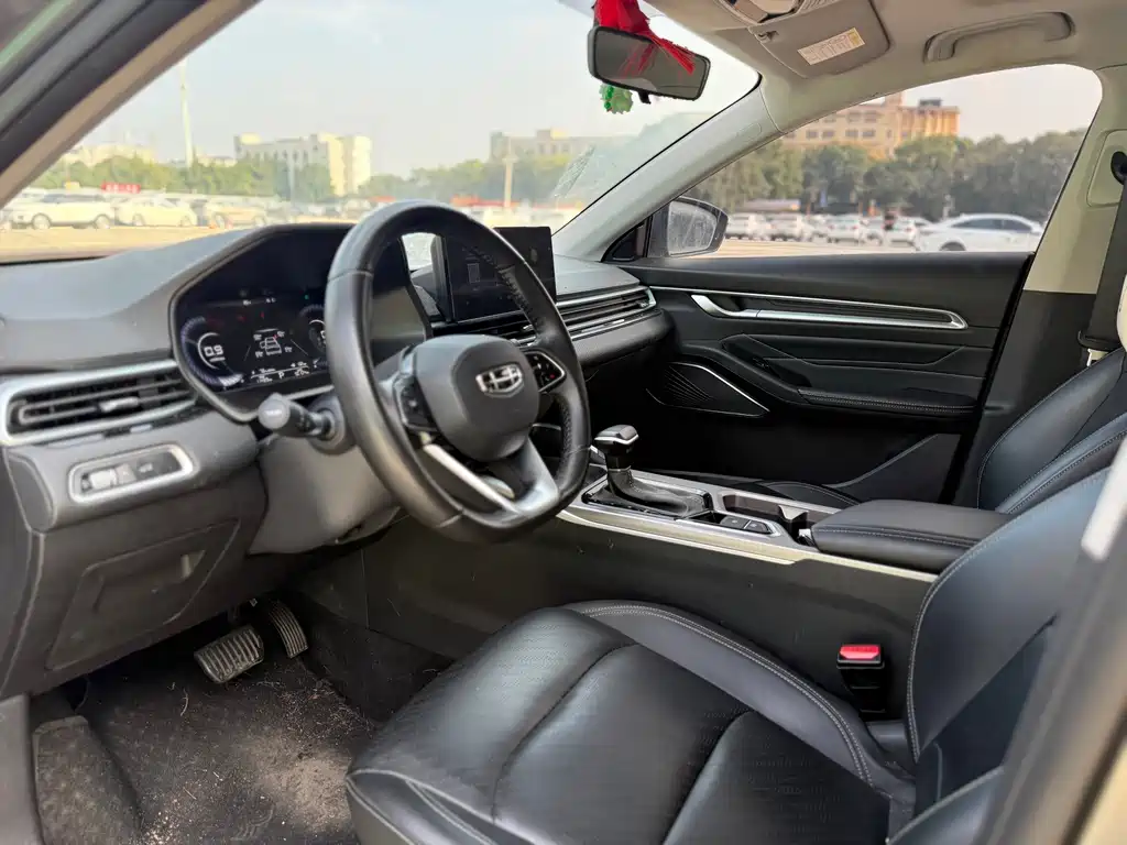 Geely Emgrand — миниатюра 4
