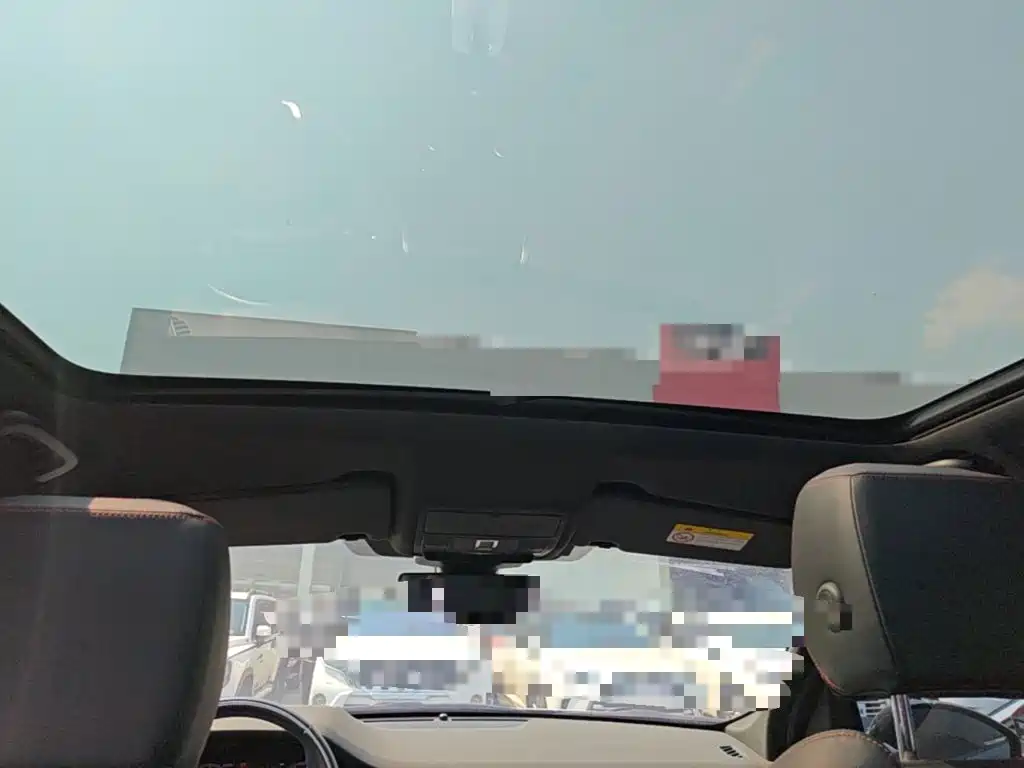 Land Rover Discovery Sport — миниатюра 18