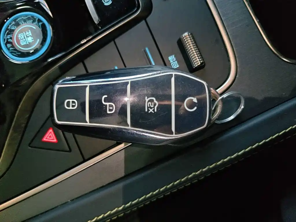 BYD Yuan Plus — миниатюра 9