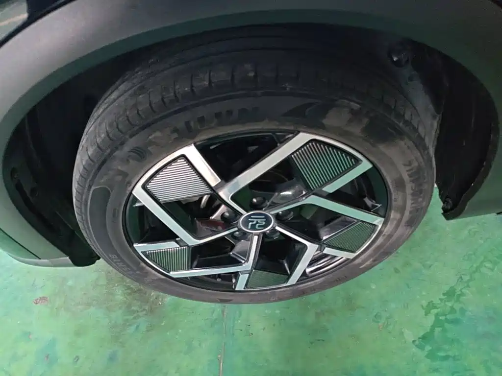 BYD Yuan Plus — миниатюра 23