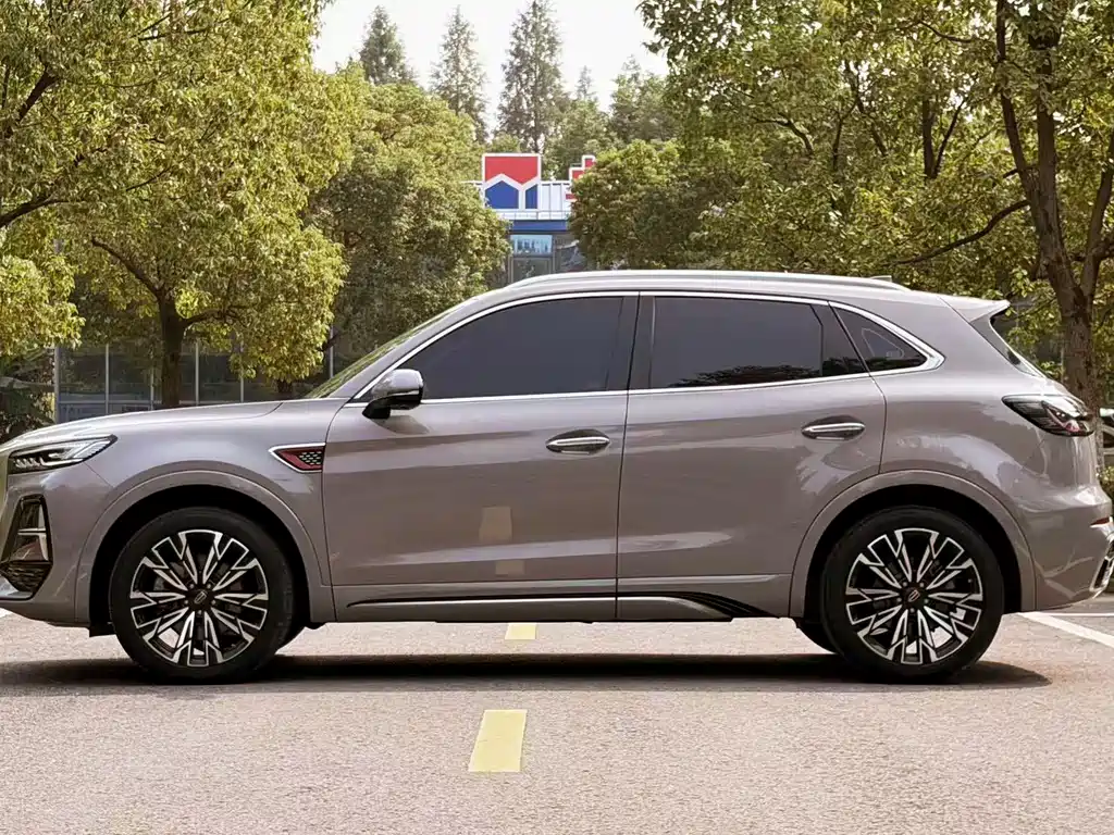 Hongqi Hongqi HS5 — миниатюра 8