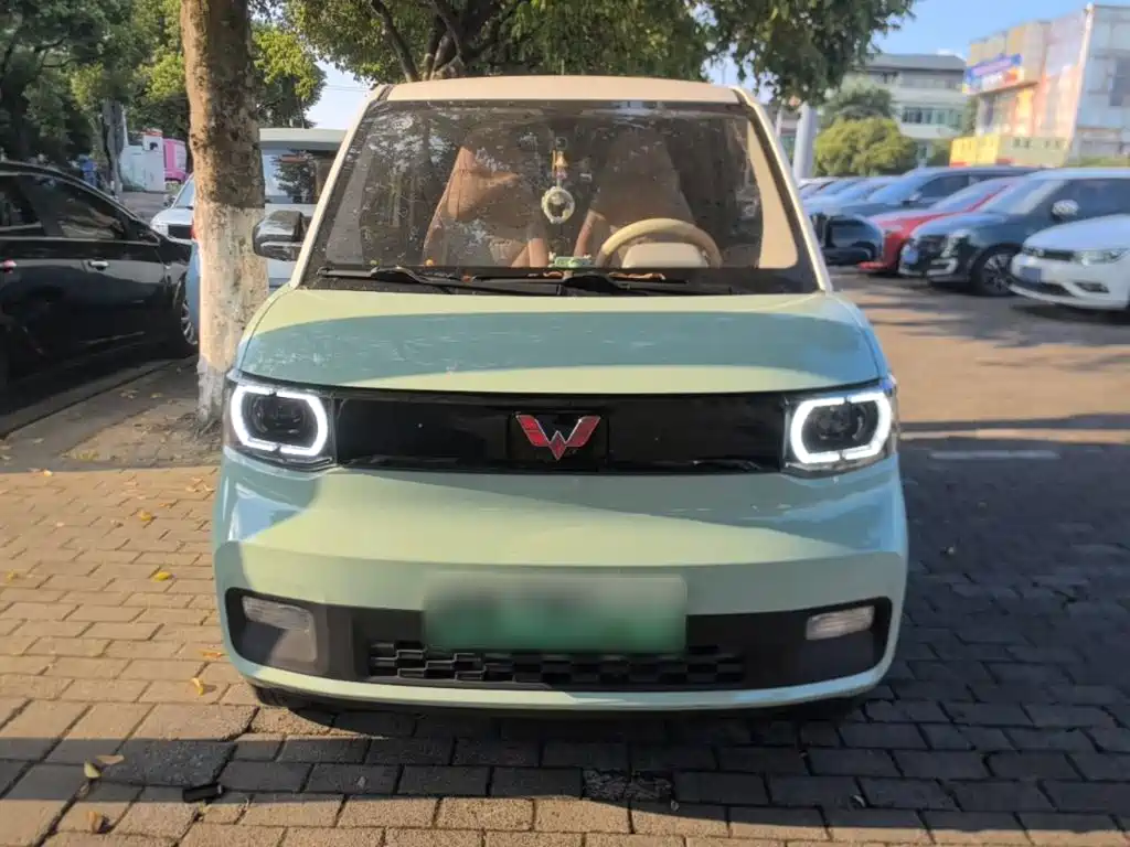 Wuling MINIEV — миниатюра 3