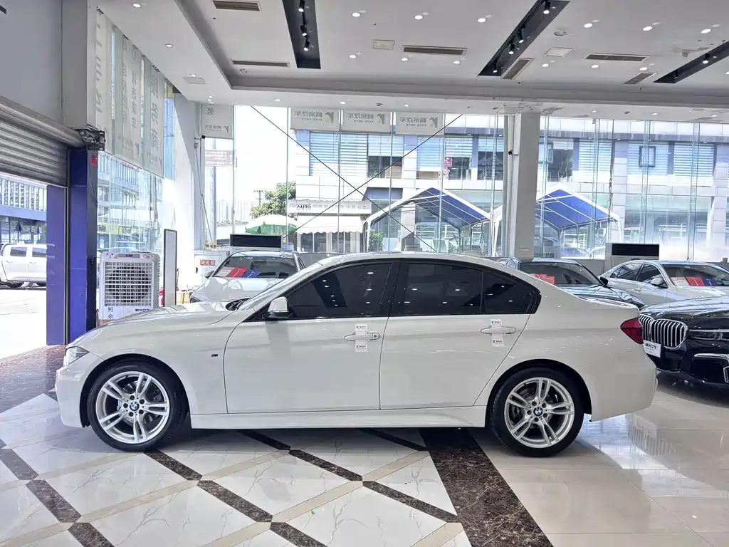 BMW 3 Series — миниатюра 13