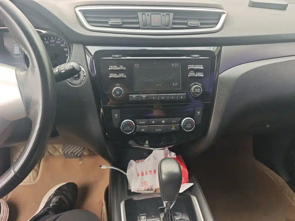 Nissan X-Trail — миниатюра 14