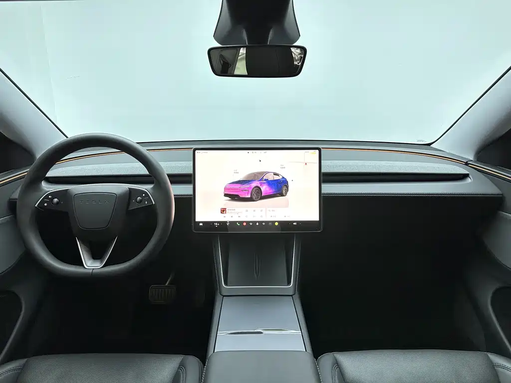 Tesla Model Y — миниатюра 14