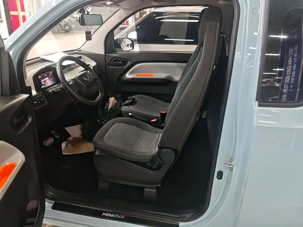 Wuling MINIEV — миниатюра 15