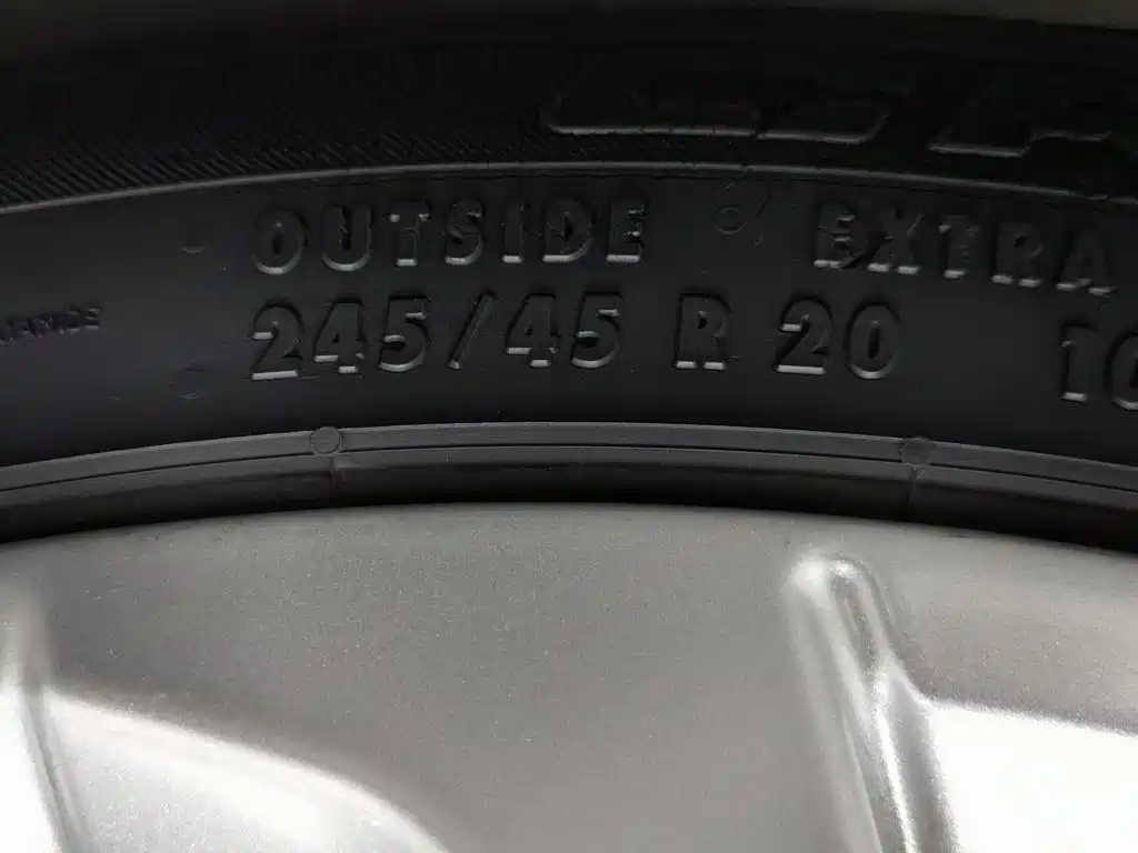 Land Rover Evoque (Import) — миниатюра 24