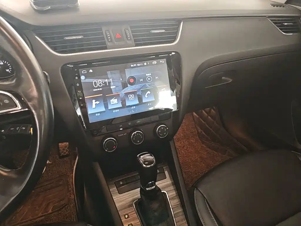 Skoda Octavia — миниатюра 13