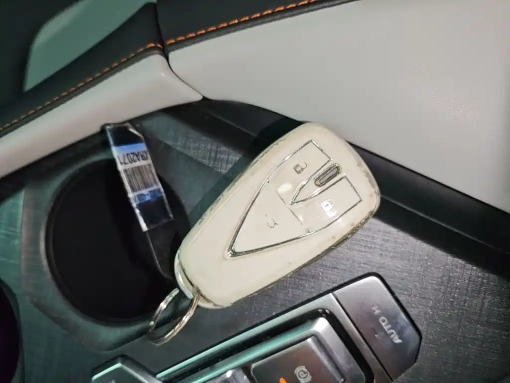 Changan UNI-V iDD — миниатюра 9