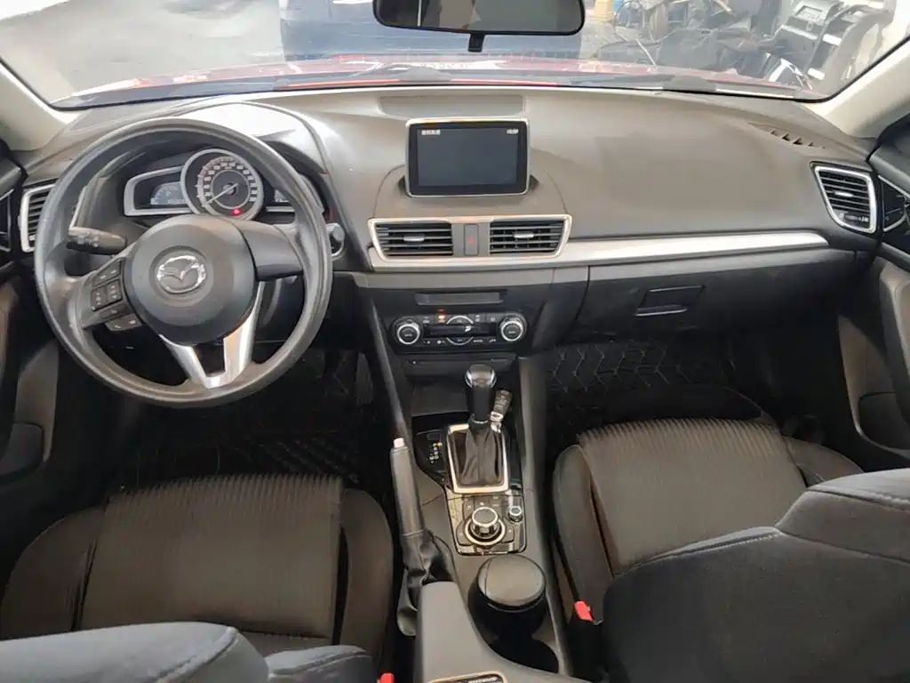 Mazda 3 Axela — миниатюра 10