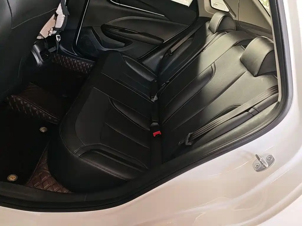 Buick Excelle — миниатюра 17