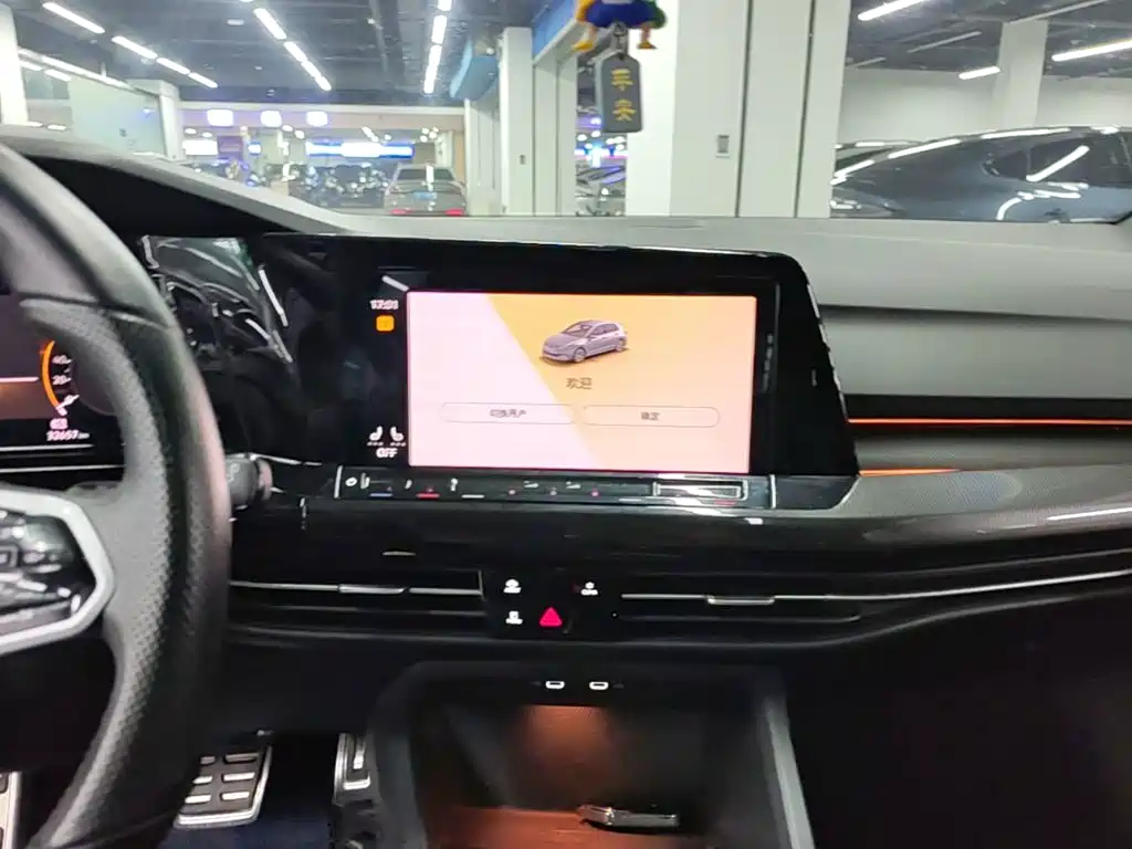 Volkswagen Golf — миниатюра 13