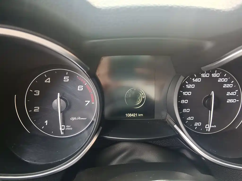 Alfa Romeo Stelvio — миниатюра 15
