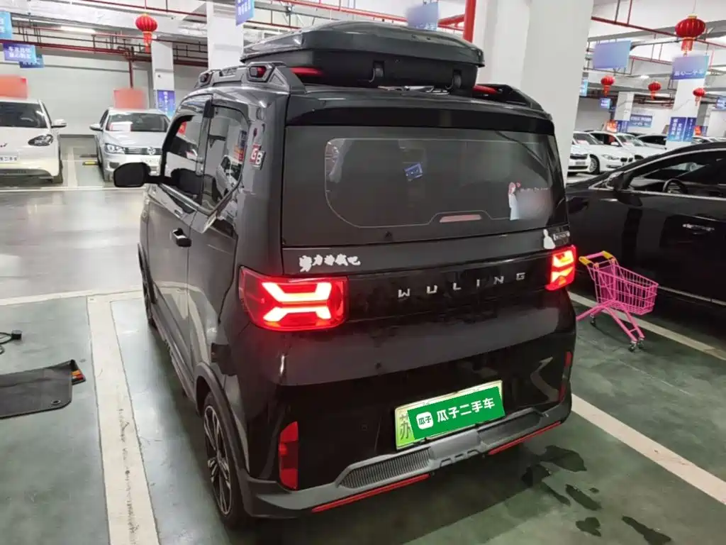 Wuling MINIEV — миниатюра 5