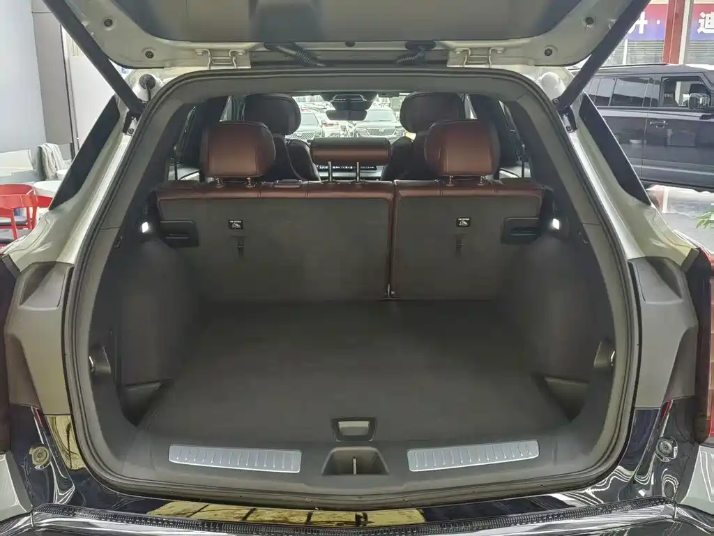 Cadillac XT5 — миниатюра 19