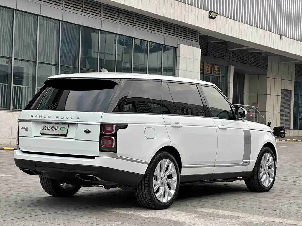 Land Rover Range Rover — миниатюра 14