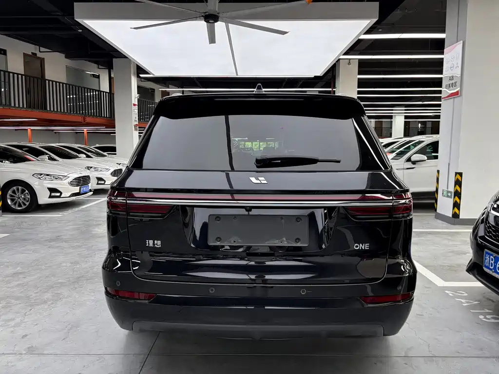 Li Auto Li ONE — миниатюра 20
